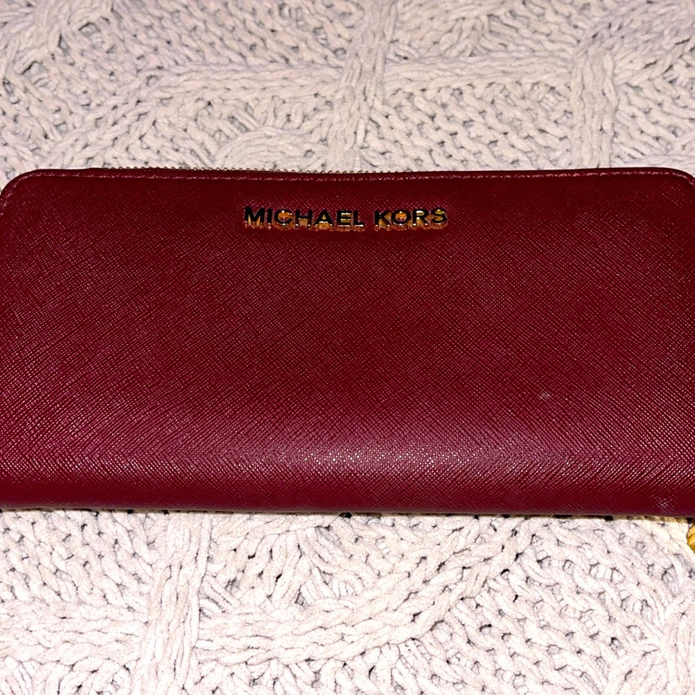 Michael Kors zip around wallet